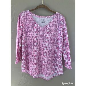 Chico’s The Ultimate Tee - 3/4 sleeve pink white Medium